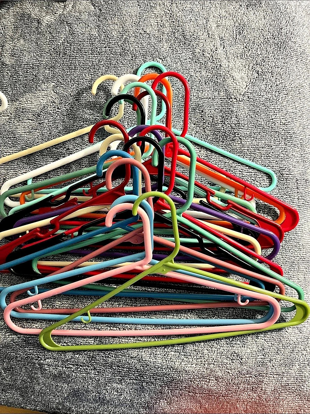 Multicolor Closet Hangers